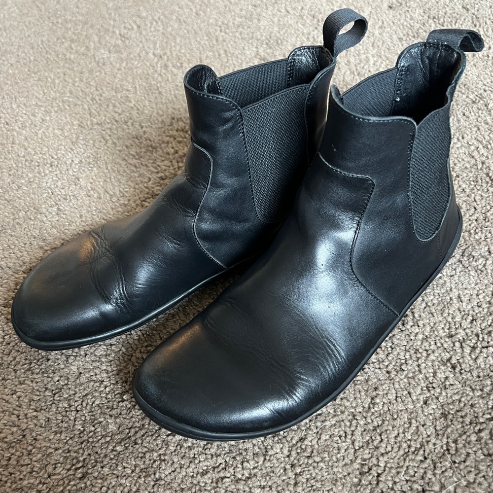 Vivo Barefoot Chelsea Boots